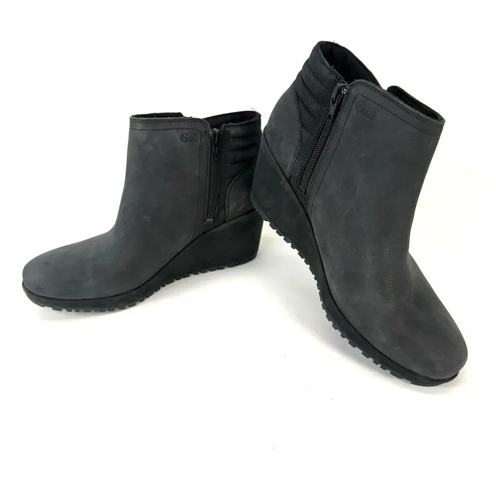 Merrell Tremblant Wedge Bluff Boots Women's 11 Black Suede Waterproof Bootie
